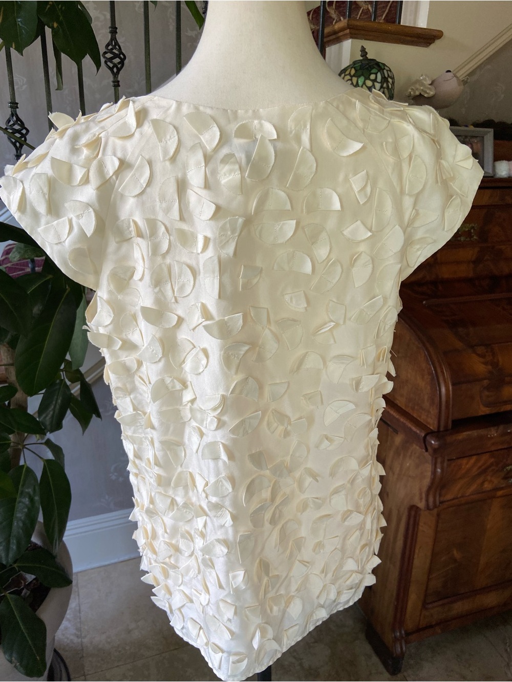 Talbots 100% Silk 3D Textured Floral Applique Blouse Top Cream Ivory Size 12 - Picture 5 of 9